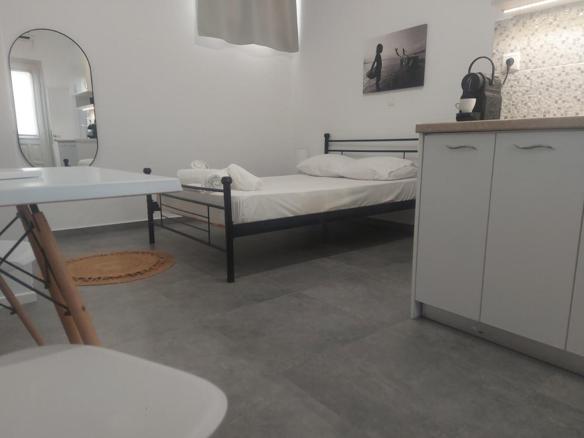 Anemela Studio Basic Naxos City Eksteriør billede